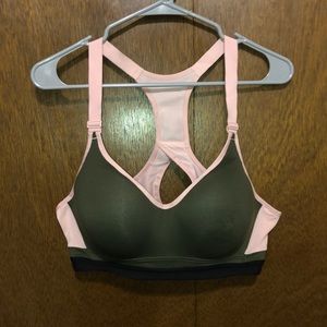 VS Sports bra